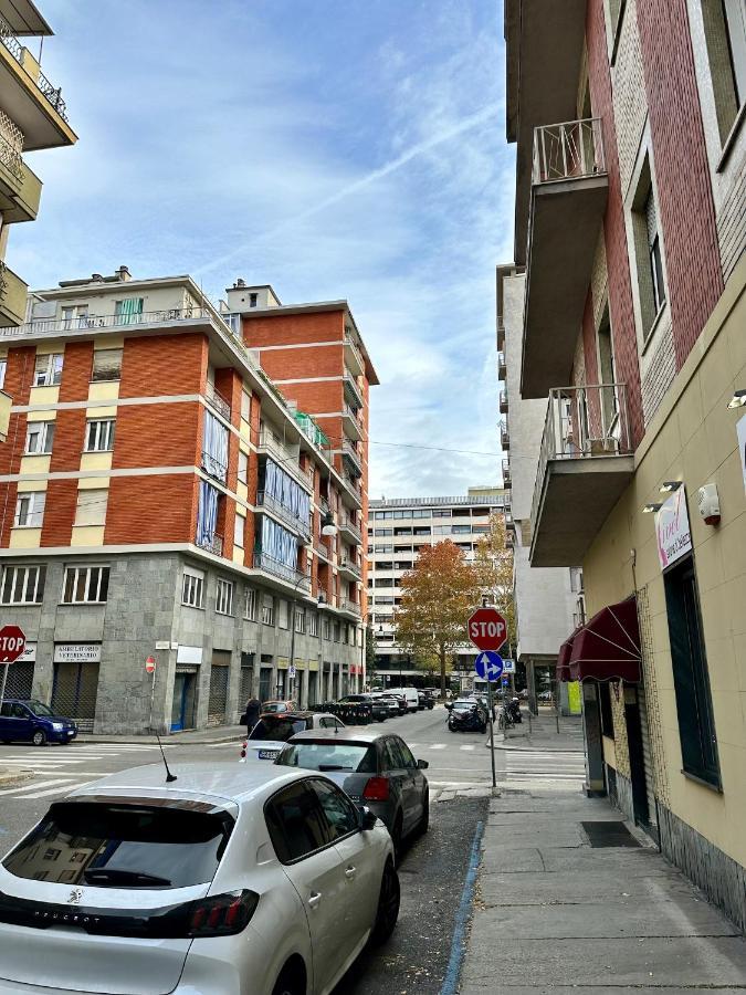 Casa Genovesi - Vicino Porta Nuova F.S. Apartment Turin Luaran gambar