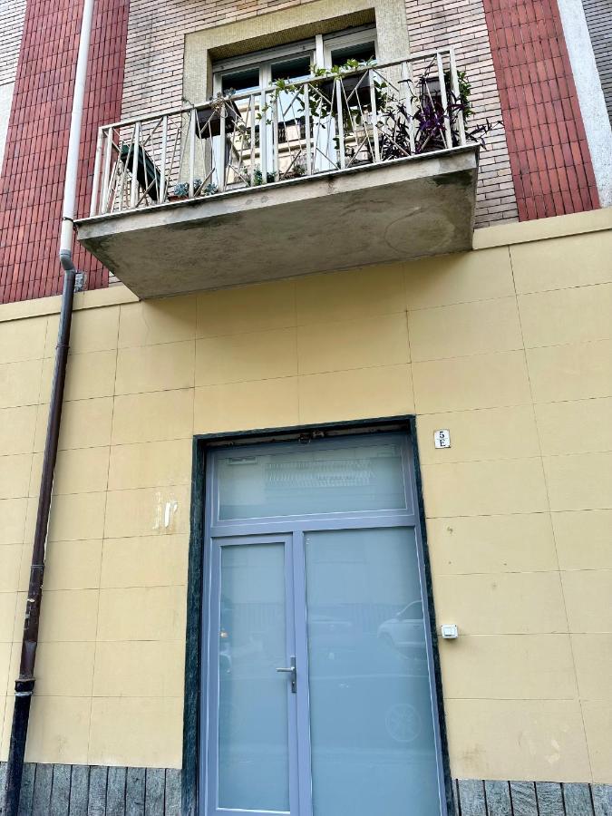 Casa Genovesi - Vicino Porta Nuova F.S. Apartment Turin Luaran gambar
